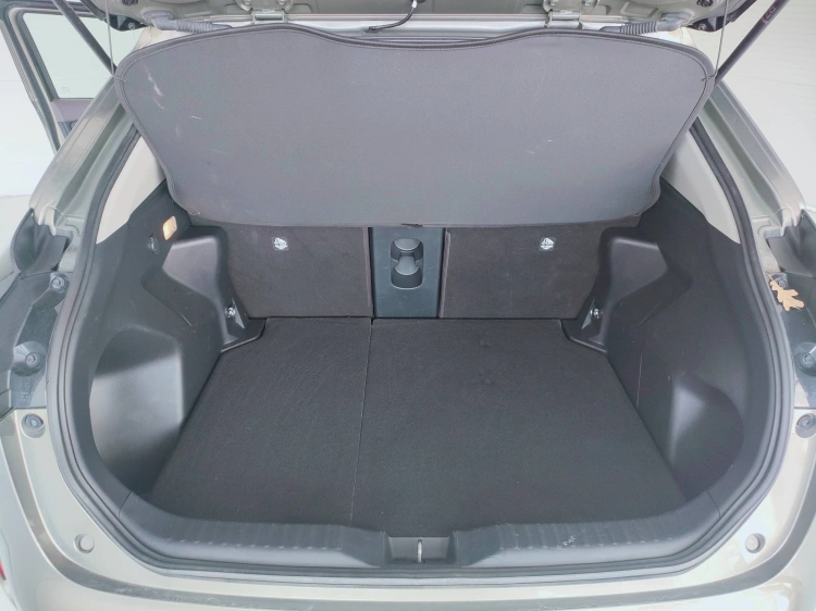 9 - Toyota Yaris Cross Yaris Cross 1.5h Lounge fwd 116cv e-cvt