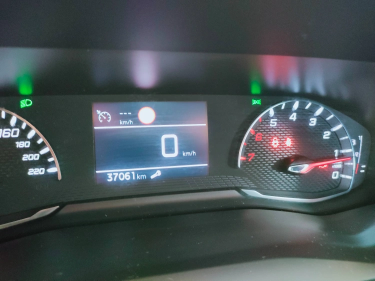 16 - Peugeot 208 208 1.2 puretech Active Pack s&s 75cv