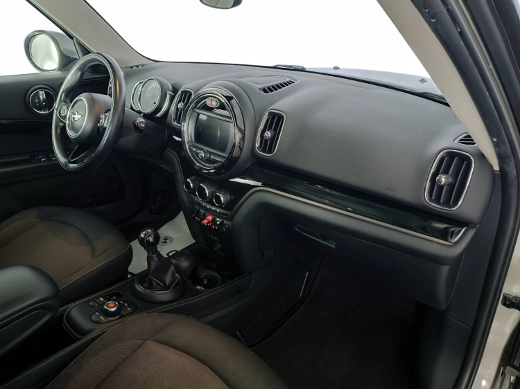 10 - MINI Countryman Mini Countryman 1.5 One D Business