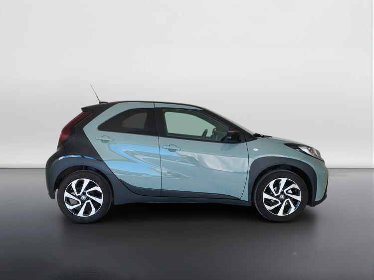 4 - Toyota Aygo X Aygo X 1.0 Trend 72cv