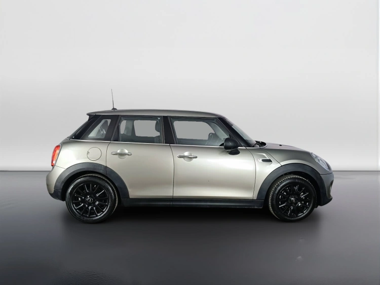 3 - MINI Cooper Mini 1.5 One D 5p