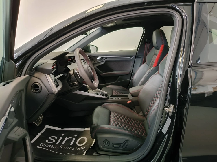 8 - Audi RS3 RS3 Sportback 2.5 tfsi quattro s-tronic