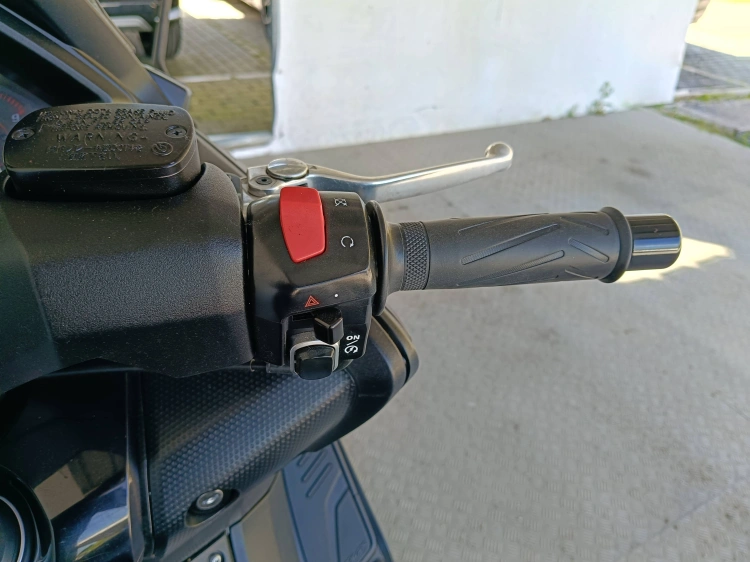 8 - Yamaha TMax T-Max XP 530A Abs my15