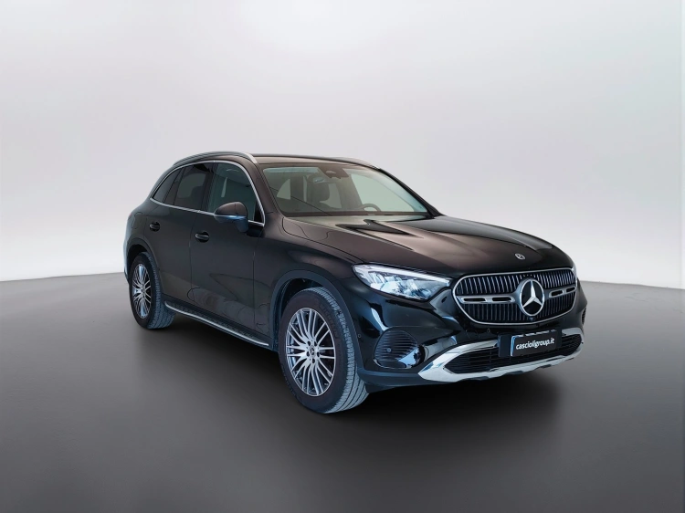 3 - Mercedes-Benz GLC 220 d Advanced Plus 4matic auto