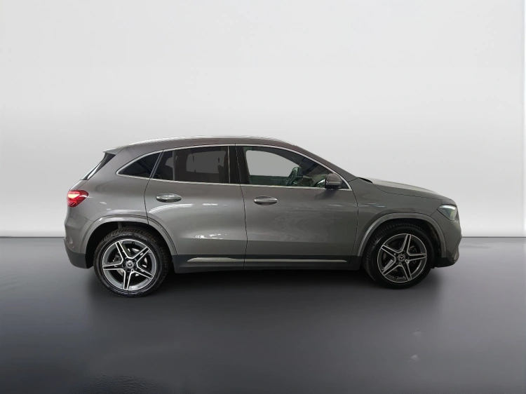 3 - Mercedes-Benz GLA 200 d AMG Line Premium 4matic auto