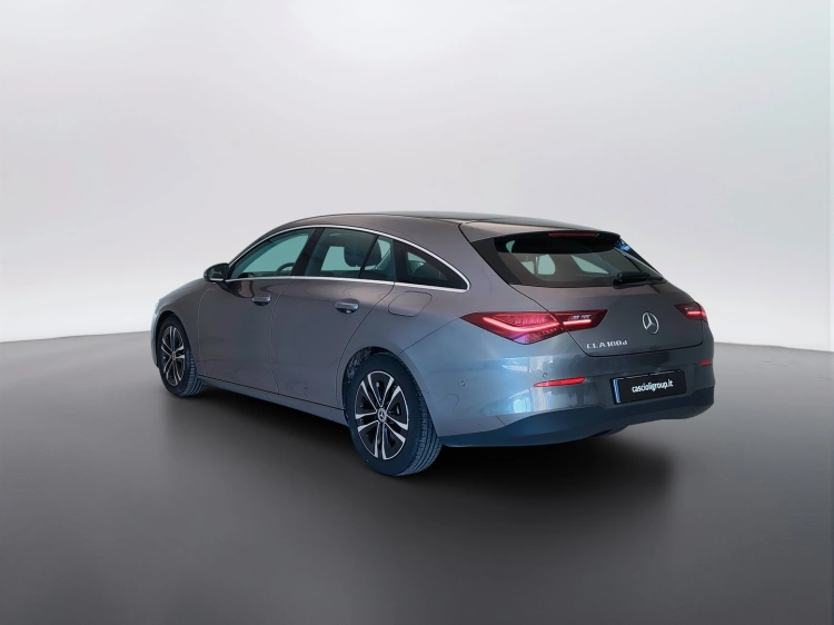 7 - Mercedes-Benz CLA Shooting Brake 180 d Advanced auto