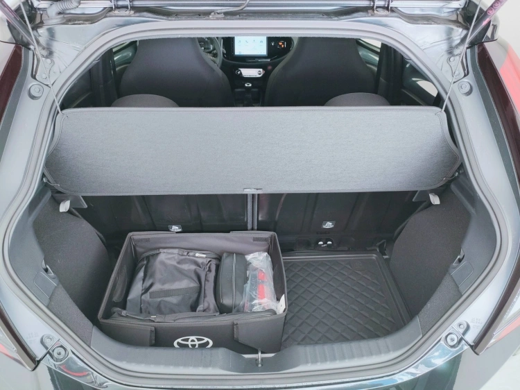 9 - Toyota Aygo X Aygo X 1.0 Trend 72cv