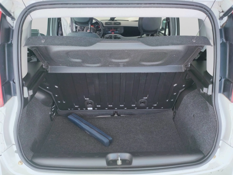 10 - Fiat Panda Panda 1.0 firefly hybrid City Life s&s 70cv