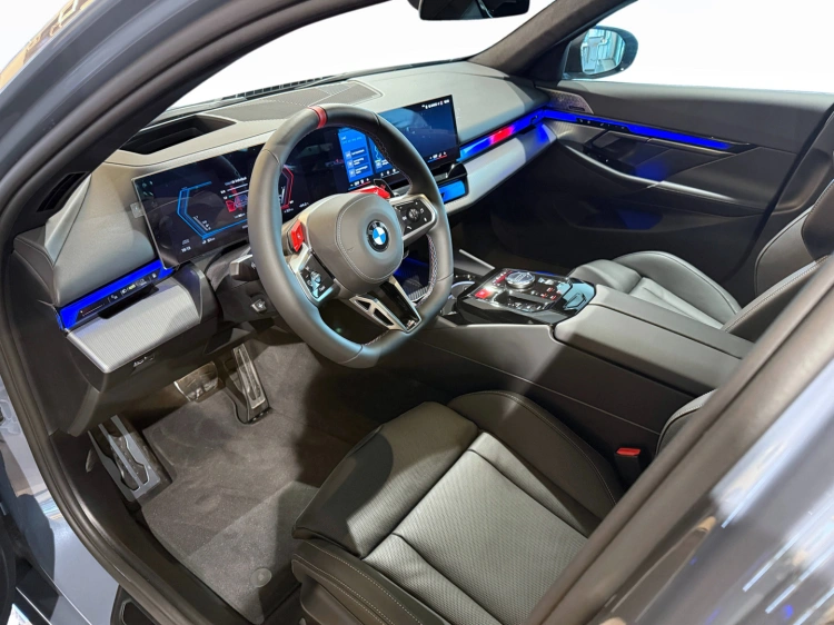 15 - BMW M M5 M5 Touring