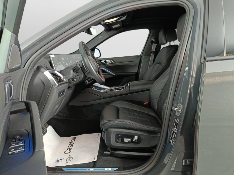 8 - BMW X6 X6 xDrive30d M Sport