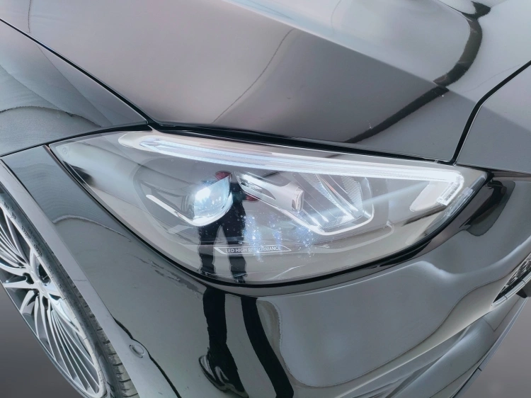 12 - Mercedes-Benz Classe C SW 220 d mhev AMG Line Advanced 4matic 197cv auto