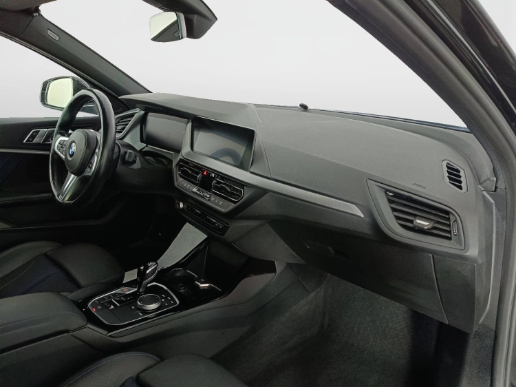 10 - BMW Serie 1 118d Msport auto