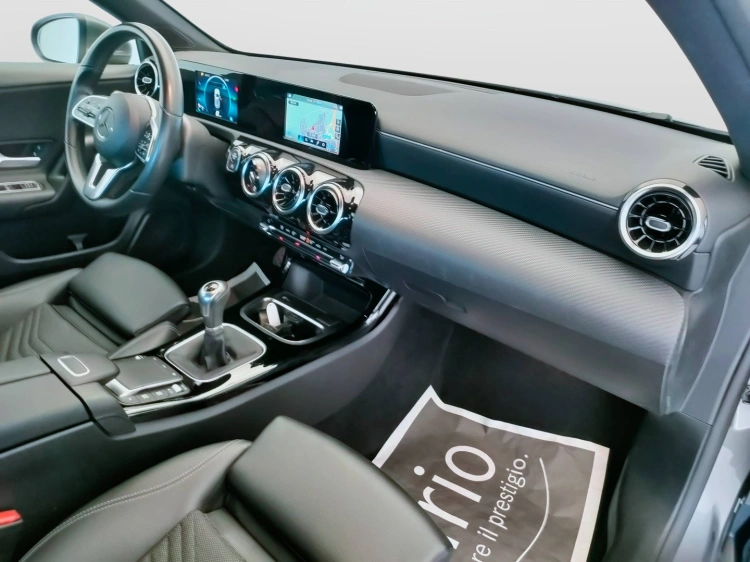 12 - Mercedes-Benz Classe A 160 Business