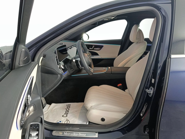 9 - Mercedes-Benz Classe E 220 d AMG Line Premium auto