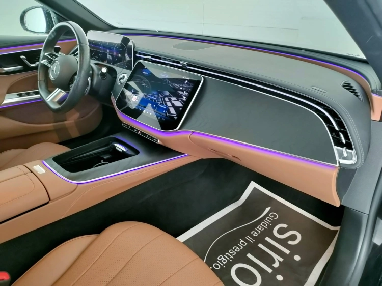 10 - Mercedes-Benz Classe E 220 d AMG Line Advanced Plus auto