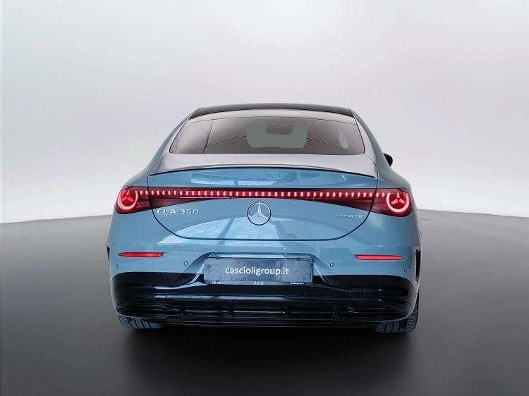 6 - Mercedes-Benz CLA EQ CLA 350 4MATIC con tecnologia EQ