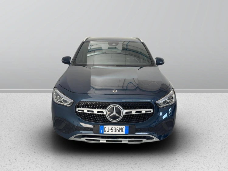 3 - Mercedes-Benz GLA 180 d Sport Plus auto
