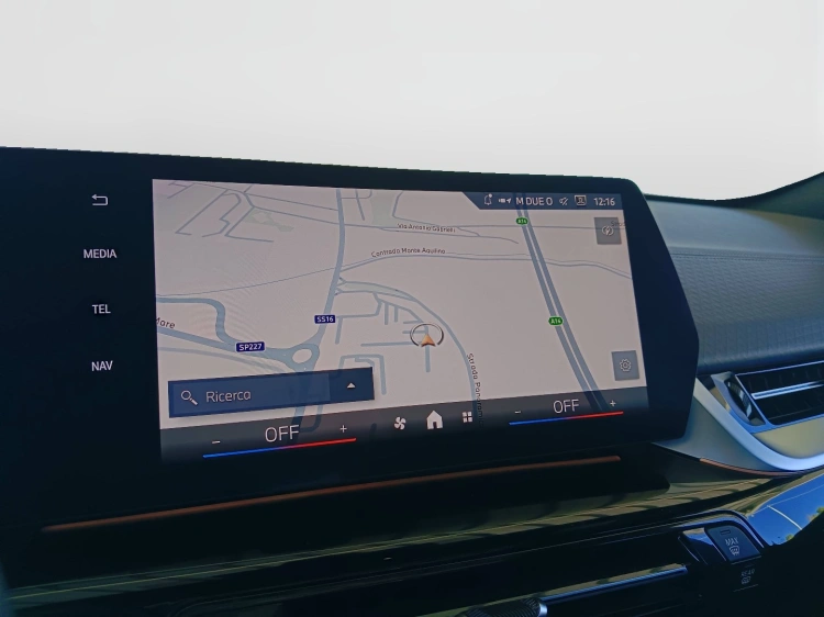 13 - BMW X2 X2 sdrive 18d MSport auto