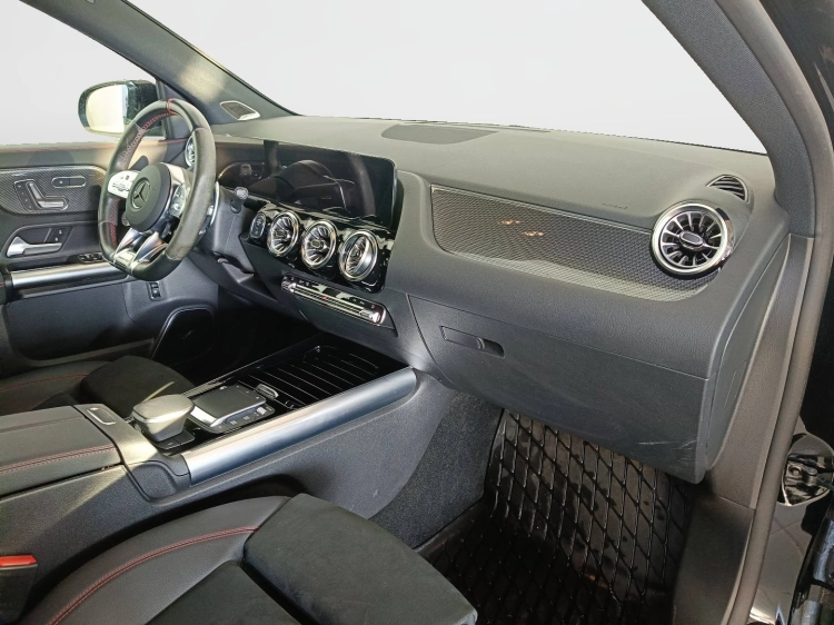 10 - Mercedes AMG GLA GLA 35 AMG 4matic auto