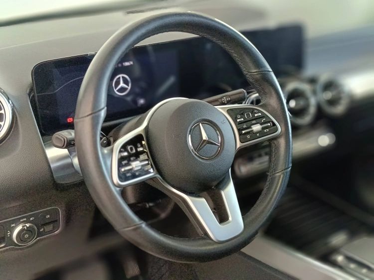 16 - Mercedes-Benz GLB 200 d Sport Plus 4matic auto