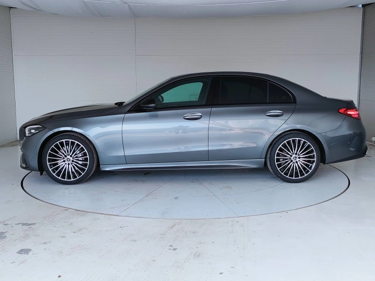 4 - Mercedes-Benz Classe C 220 d mhev AMG Line Advanced 200cv auto