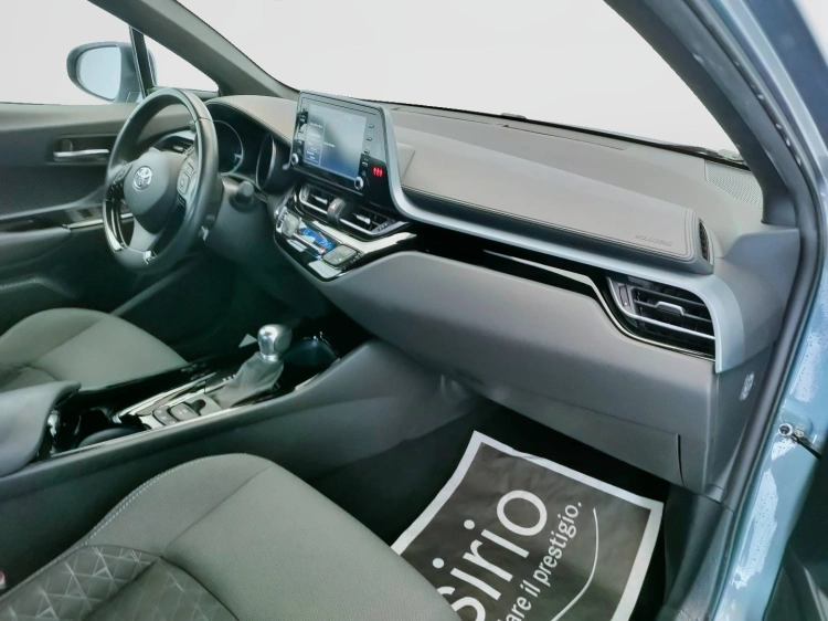 14 - Toyota C-HR C-HR 1.8h Trend e-cvt