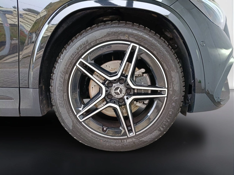 16 - Mercedes-Benz GLA 200 d AMG Line Premium 4matic auto