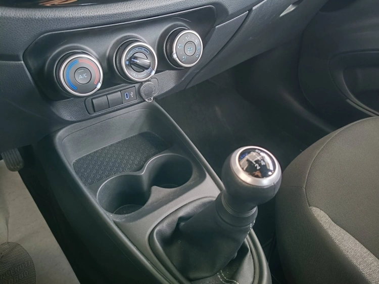 14 - Toyota Aygo X Aygo X 1.0 Active 72cv