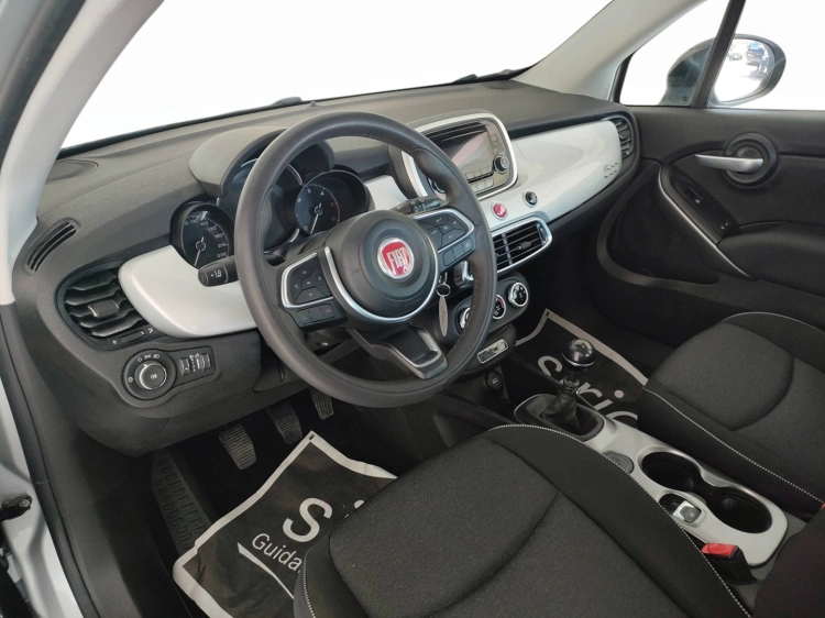12 - Fiat 500 500X 1.3 mjt Urban 4x2 95cv