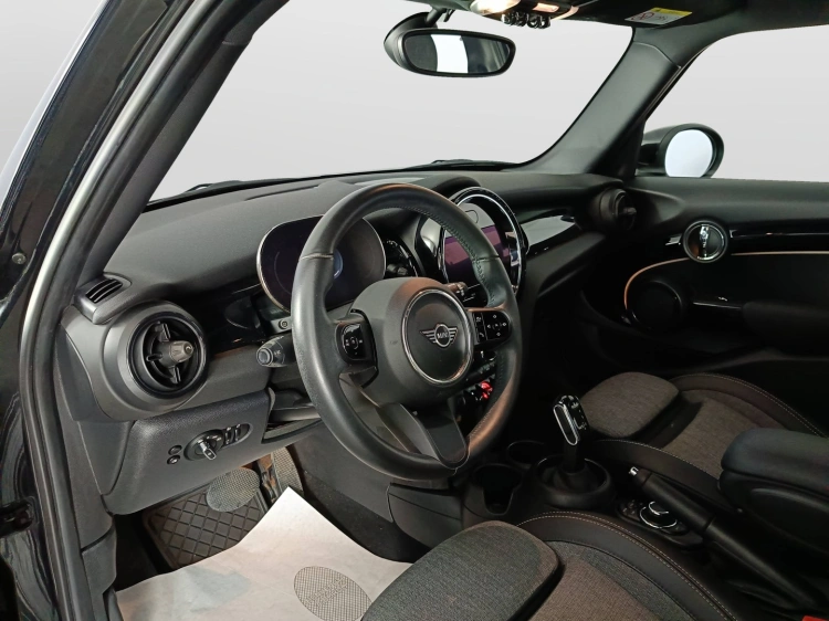 7 - MINI Cooper Mini 5p 1.5 Cooper Classic auto