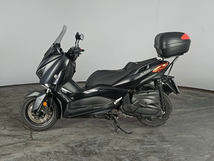 5 - Yamaha X X-Max 400 Iron Abs my19