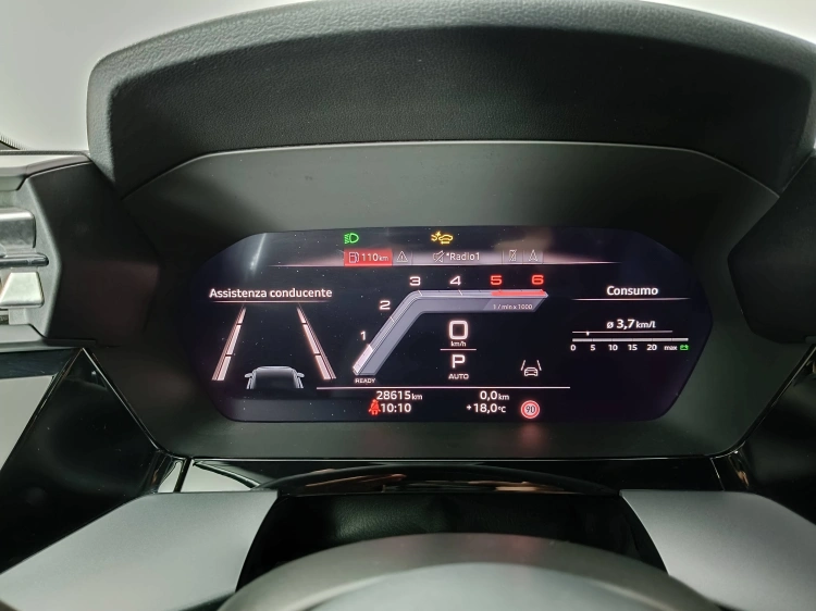 12 - Audi A3 A3 Sportback 2.0 tdi S line edition 150cv s-tronic