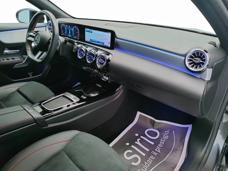 10 - Mercedes-Benz Classe A 250 e phev AMG Line Premium auto
