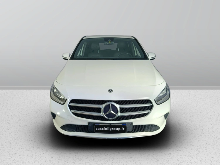 2 - Mercedes-Benz Classe B 180 d Executive auto