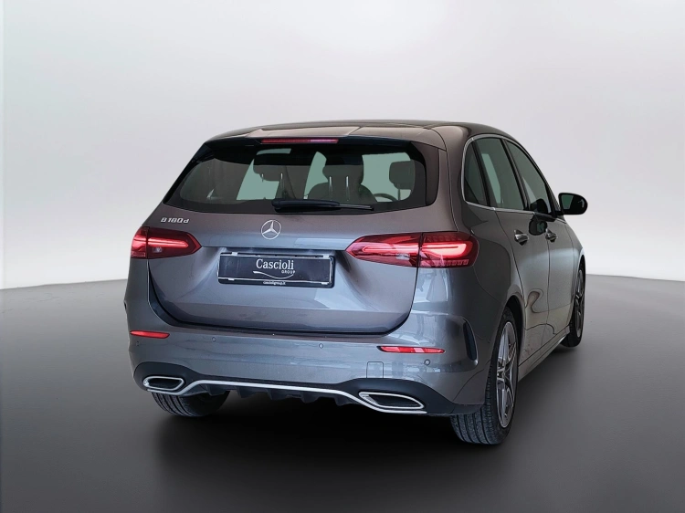 5 - Mercedes-Benz Classe B 180 d AMG Line Advanced Plus auto