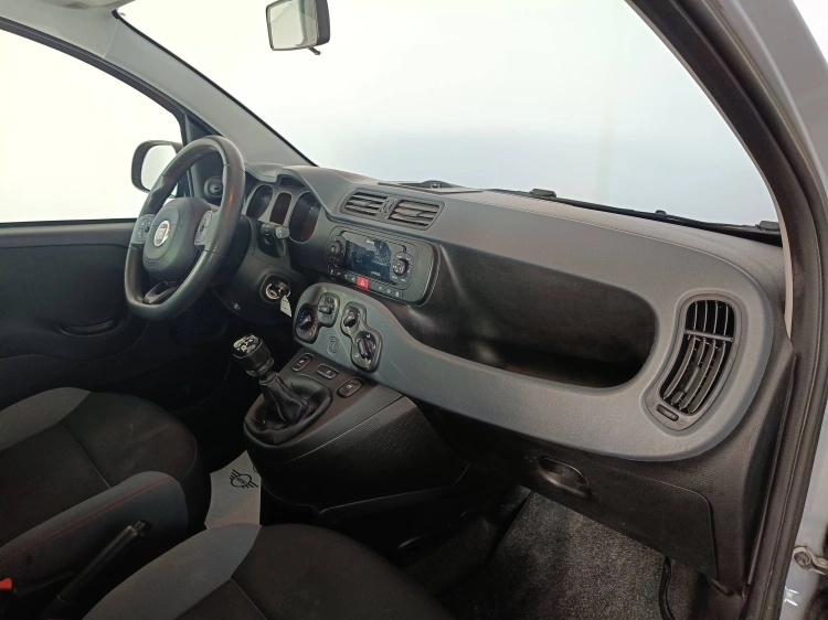 10 - Fiat Panda Panda 1.2 Easy s&s 69cv my19