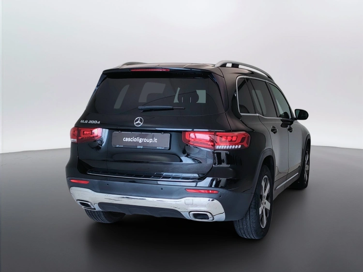 4 - Mercedes-Benz GLB 200 d Sport Plus auto