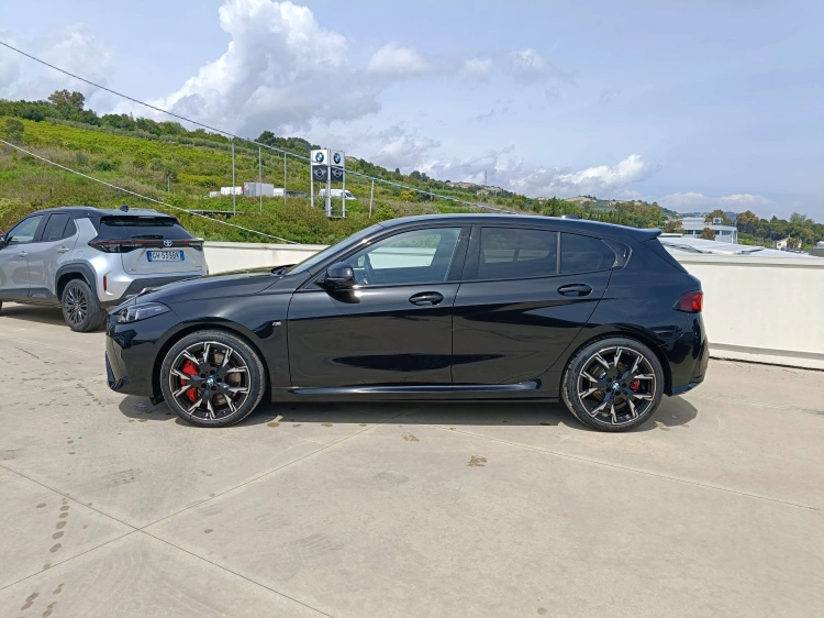 3 - BMW Serie 1 118d MSport Pro auto