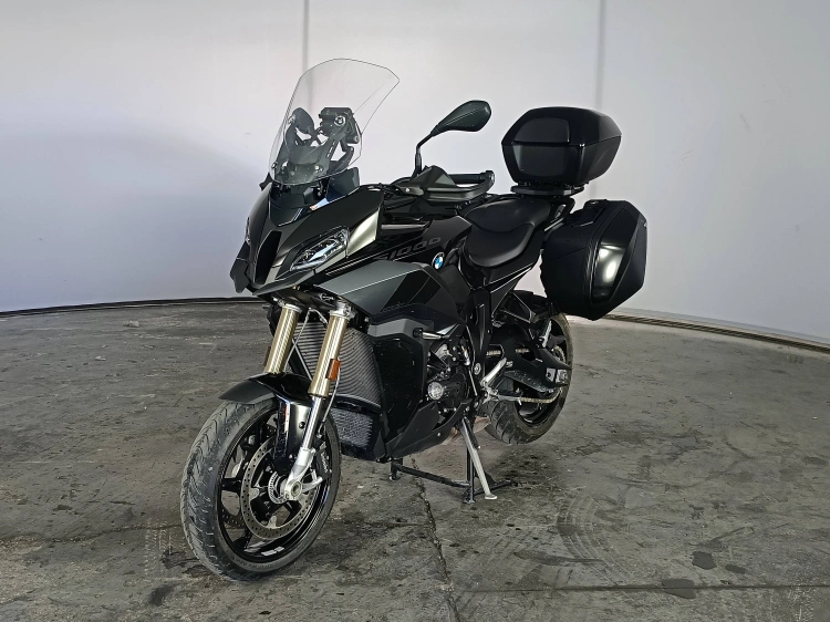 4 - BMW Motorrad XR S 1000 XR Triple Black Abs my21