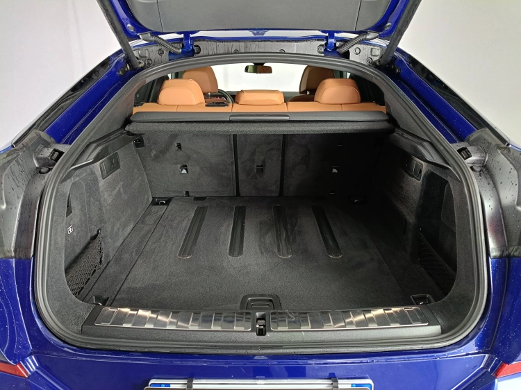 24 - BMW X6 X6 xdrive40d MSport Pro auto