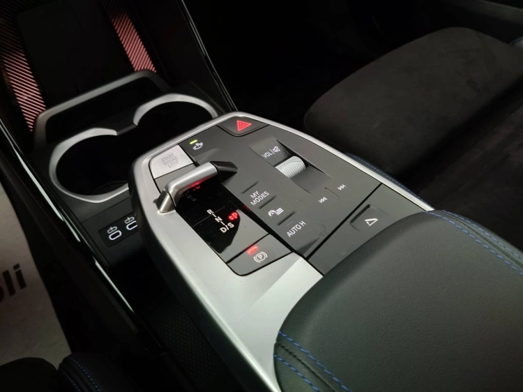 17 - BMW X1 X1 sdrive18d MSport auto