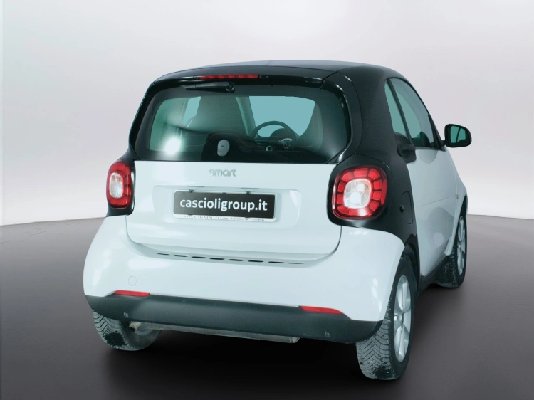 6 - smart fortwo Fortwo 0.9 t Passion 90cv my18
