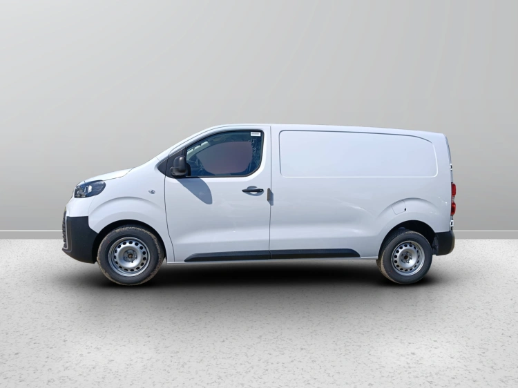 3 - Toyota Professional Proace PROACE 2.0D L1 177A S CMF MY25