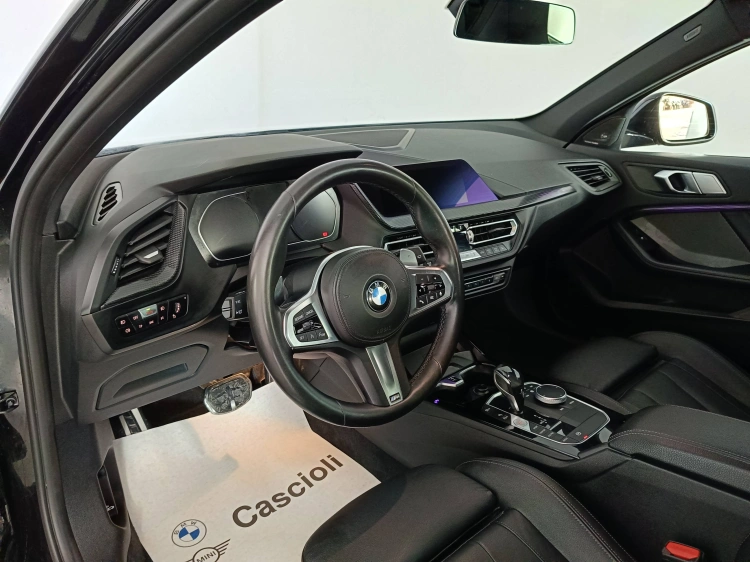 6 - BMW Serie 1 118d Msport auto