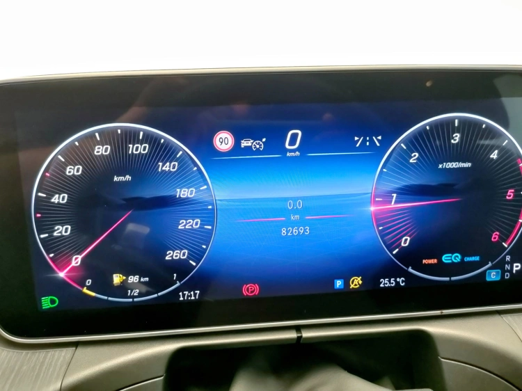 15 - Mercedes-Benz Classe C 220 d mhev Premium Plus auto
