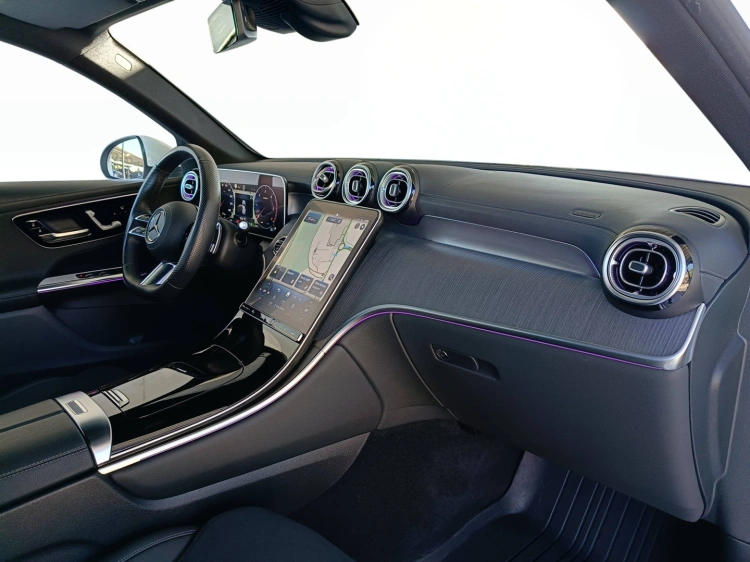 10 - Mercedes-Benz GLC 220 d AMG Premium 4matic auto