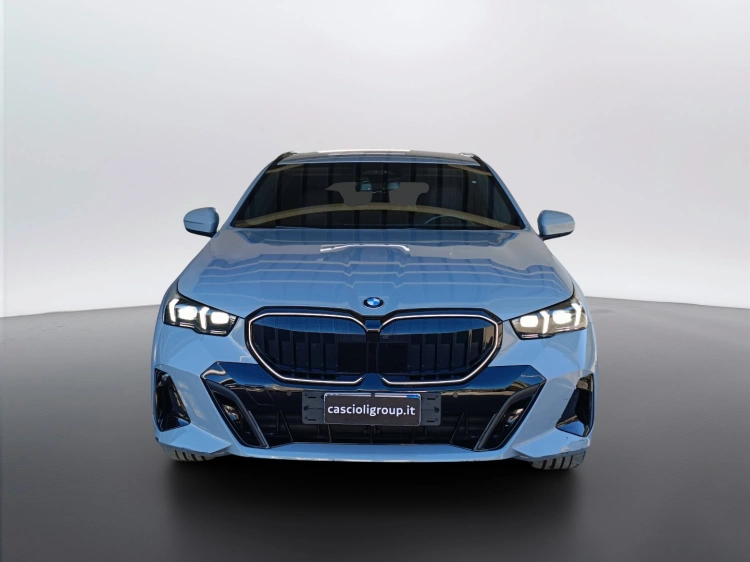 2 - BMW Serie 5 520d Touring 48V xdrive MSport Pro auto