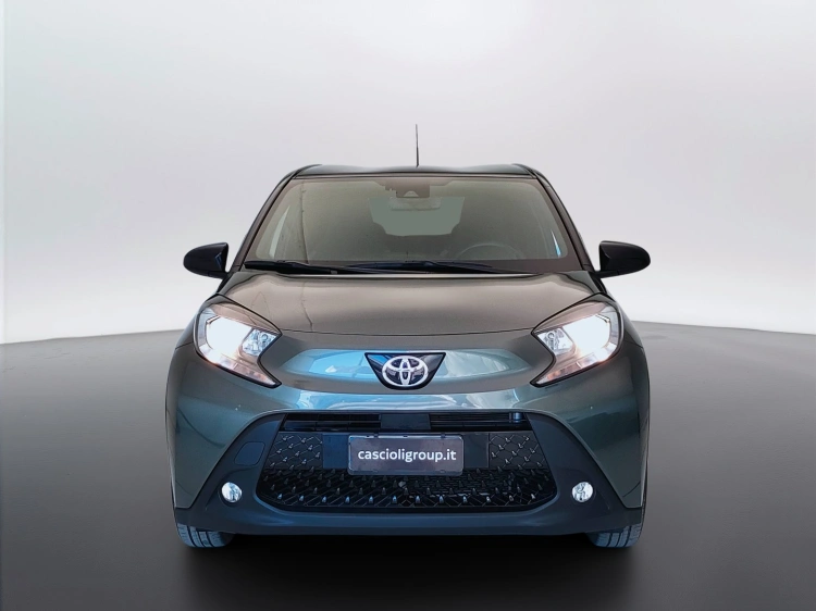 2 - Toyota Aygo X Aygo X 1.0 Trend 72cv