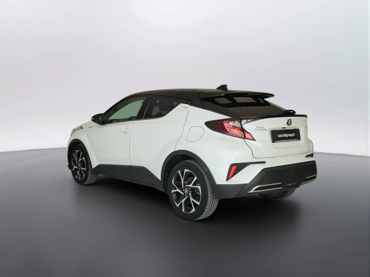 7 - Toyota C-HR C-HR 2.0h Trend e-cvt