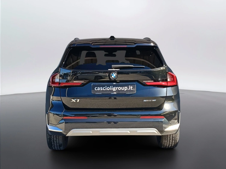 5 - BMW X1 X1 sdrive18i X-Line auto